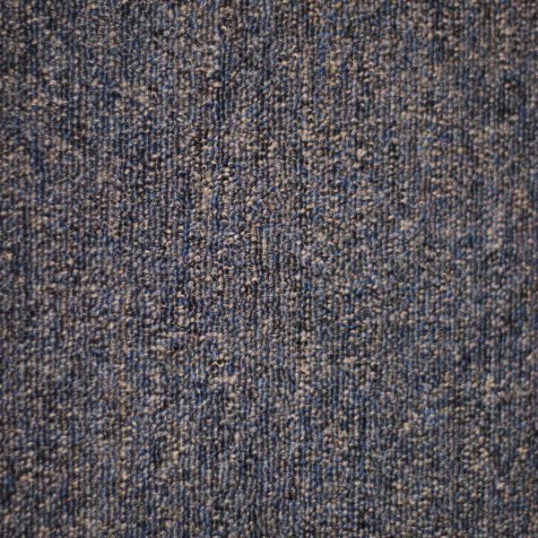 ALFOMBRA MODULAR ESTILO ACCOUNTABLE COLOR 7559 ANODIZED LAPIS.